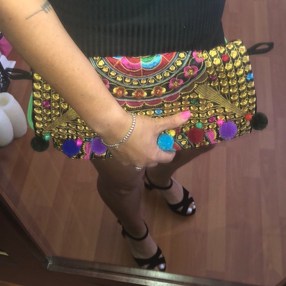 Embroidered Pom Pom flower clutch bag. - Picture 8 of 8